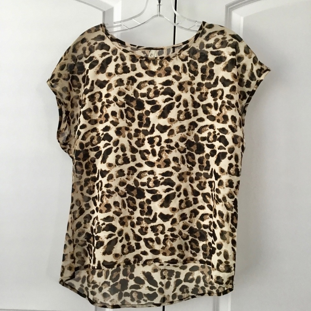 Women’s blouse size L
